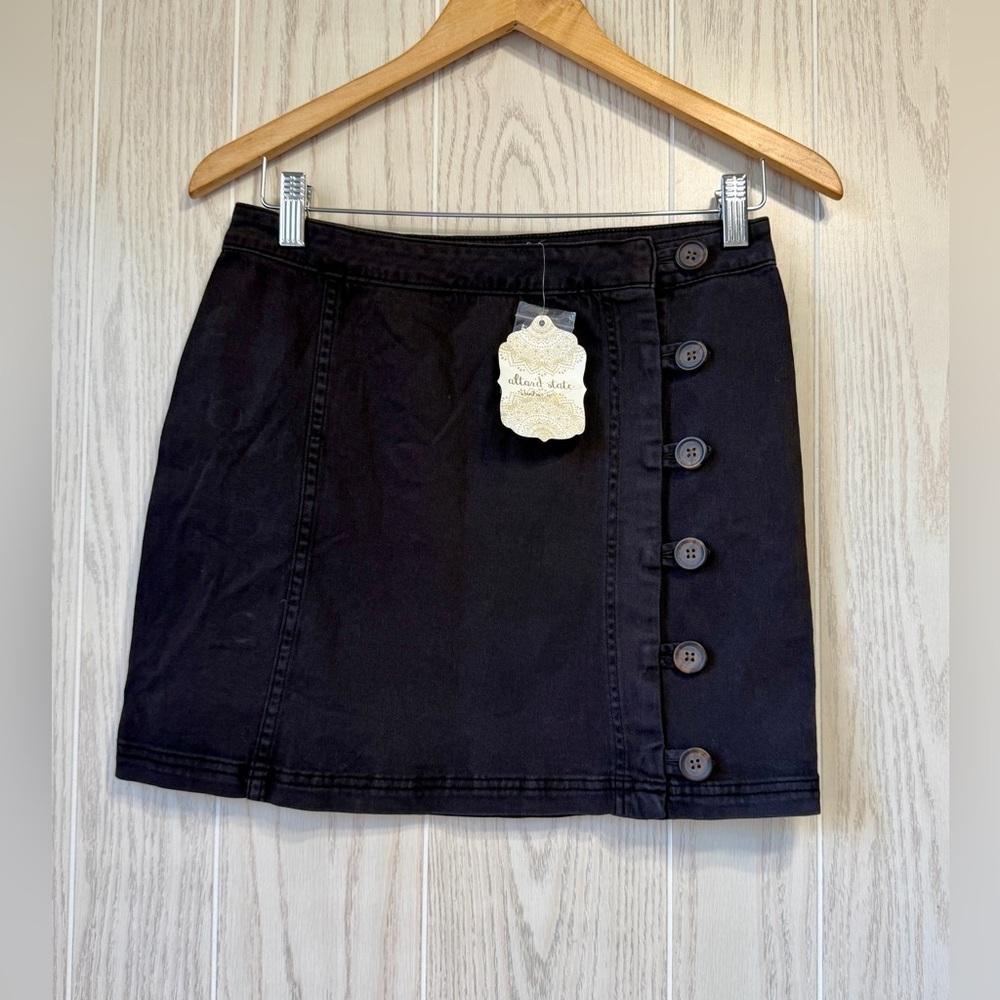 Altar’d State Black Button Front Denim Mini Skirt NWT Size Medium - Picture 2 of 4